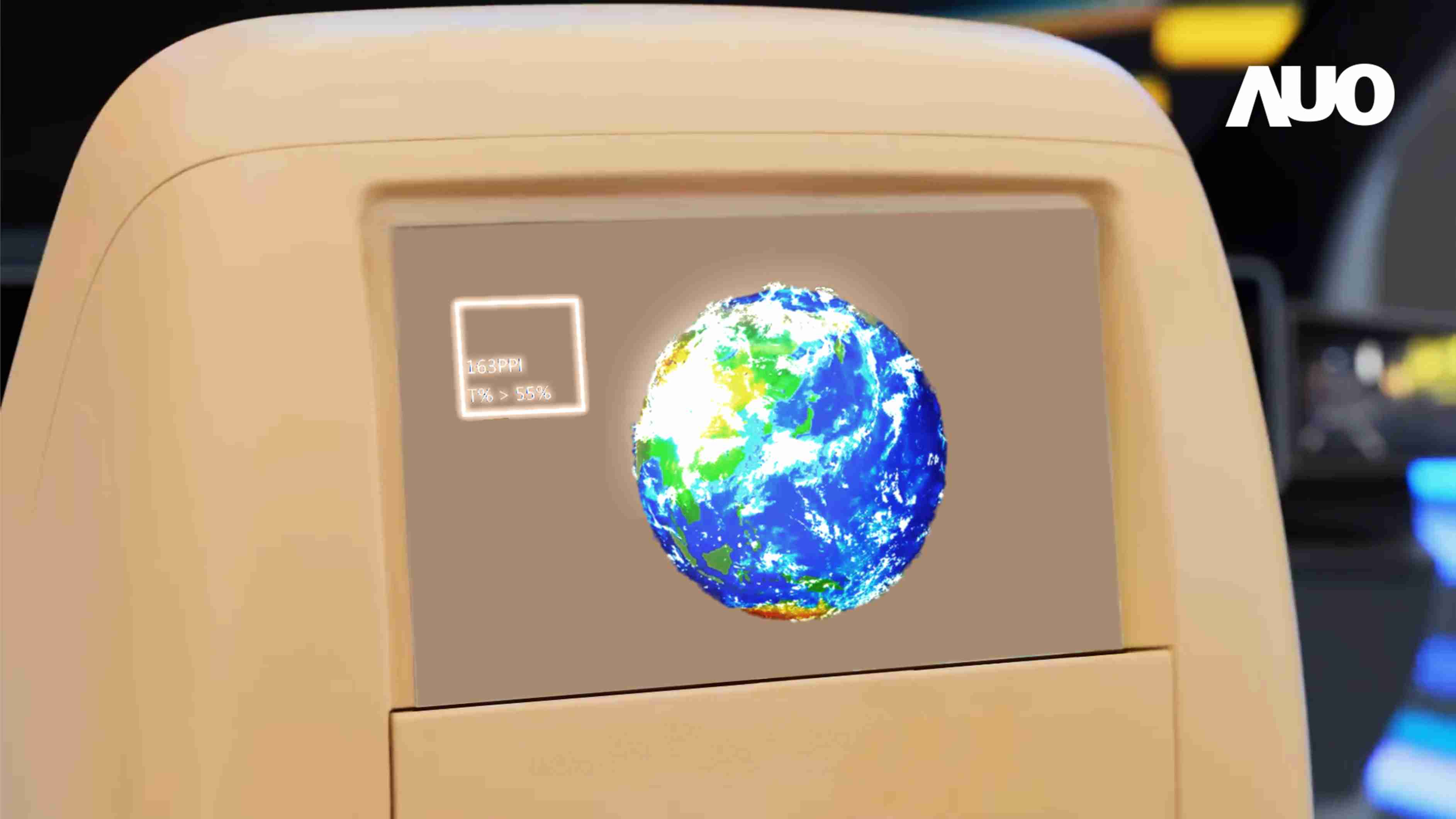 红龙扑克突破设计与制程挑战，，推出全球最高分辨率163ppi的13.5吋透明Micro LED面板，，，，并积极布局智能车市场，，，，以期拓展透明显示应用的可能性